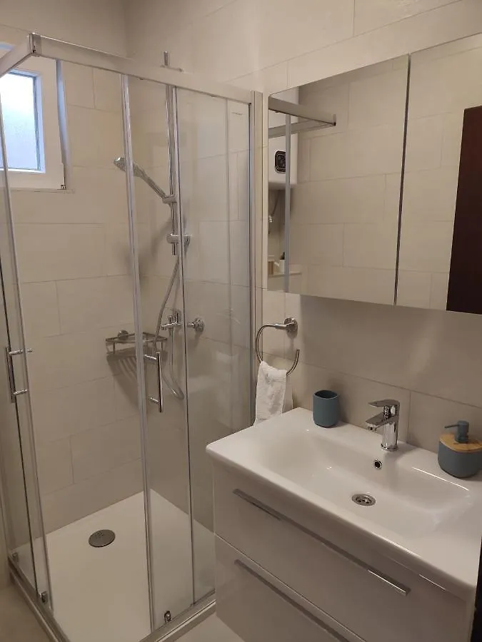 Povljana Maris Apartment 0*,  Croatia